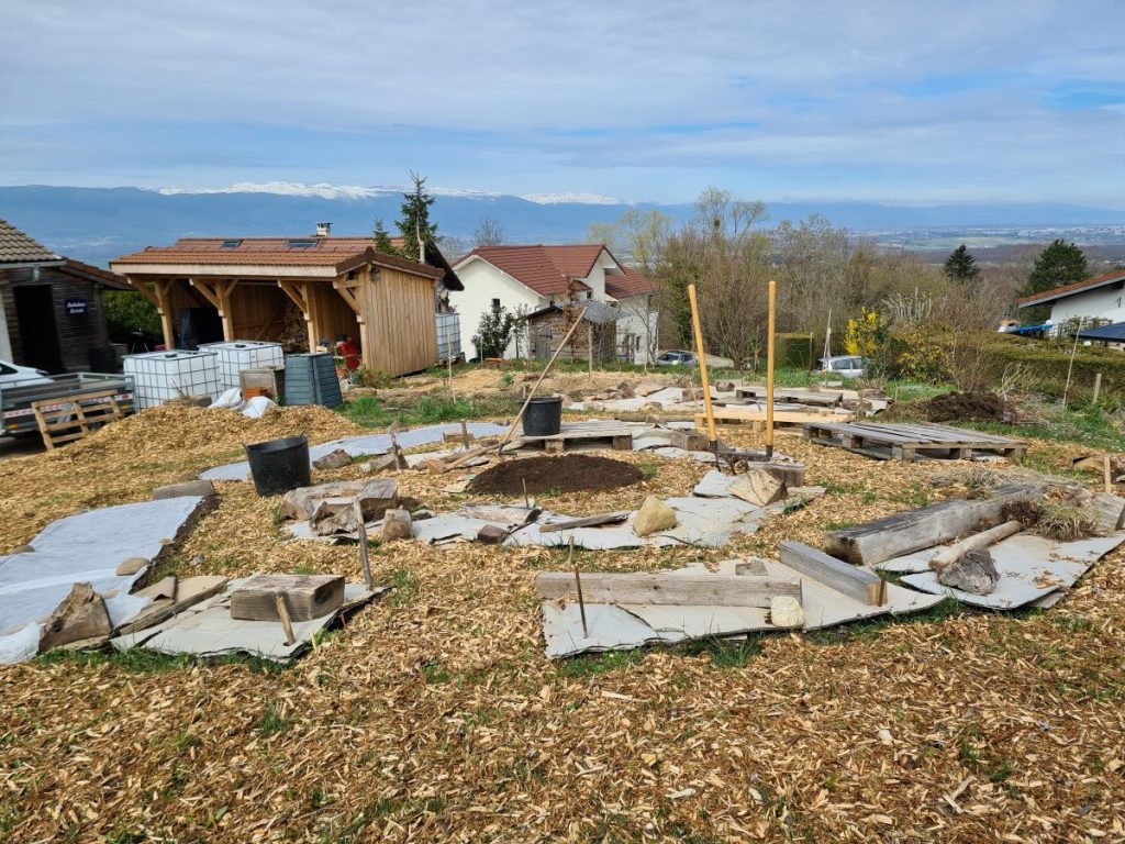 pelouse devient mandala 2 Ateliers Kaléido Permaculture